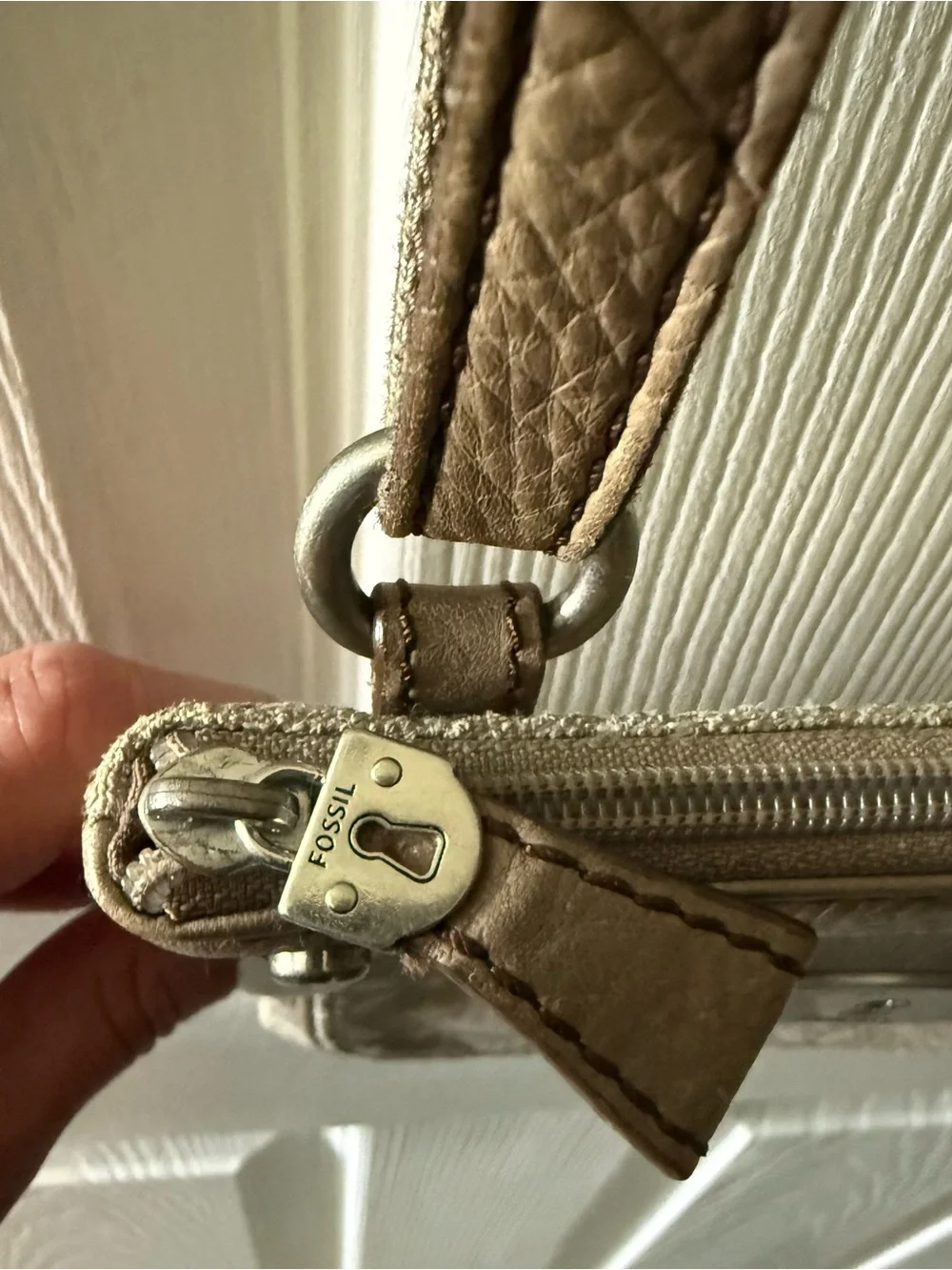 Fossil Key-Per Crossbody Purse Handbag Canvas Leather Bag Neutral Colors